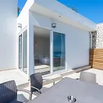 Raffaello 3* فاليراكي
