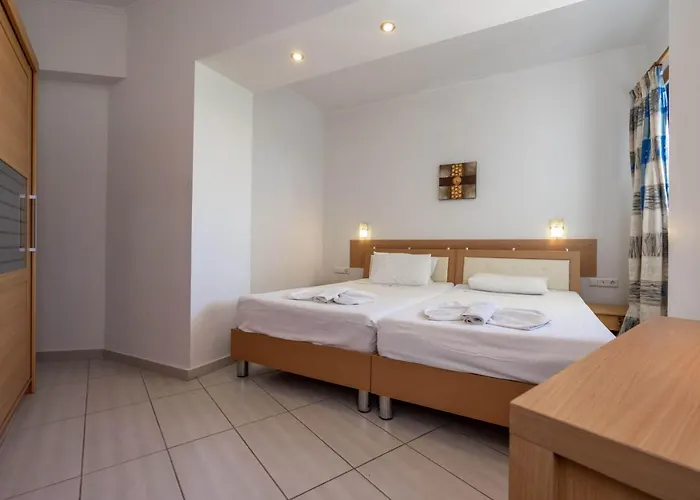 Raffaello Aparthotel 3*