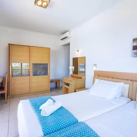 Raffaello 팔리라키